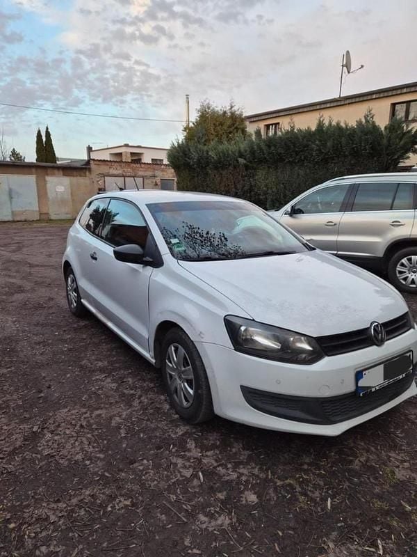 Gebraucht VW Polo 60 PS (44 kW) 2010 Weiß Kleinwagen