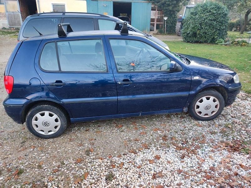 Blau Gebraucht 2001 VW Polo Basis Kombi | 800 € (Guter Preis) - Bild 1/4