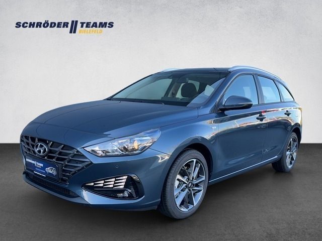 Blau Neu 2024 Hyundai i30 Trend Kombi | 30.290 € - Bild 1/4