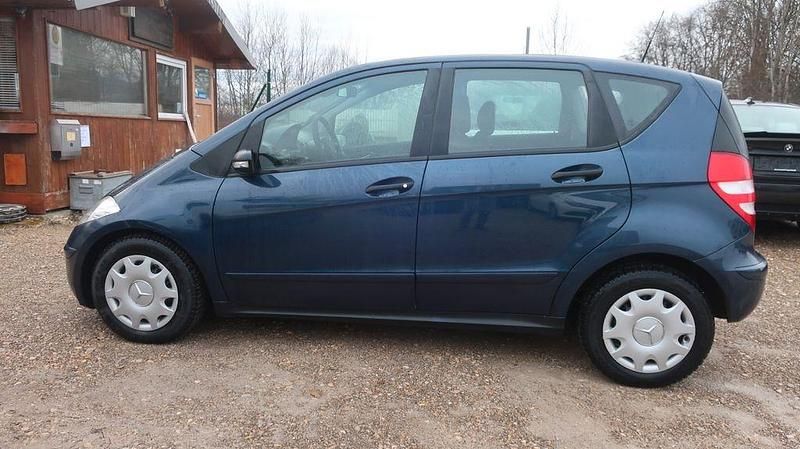 Gebraucht Mercedes A180 109 PS (80 kW) 2006 Blau Limousine