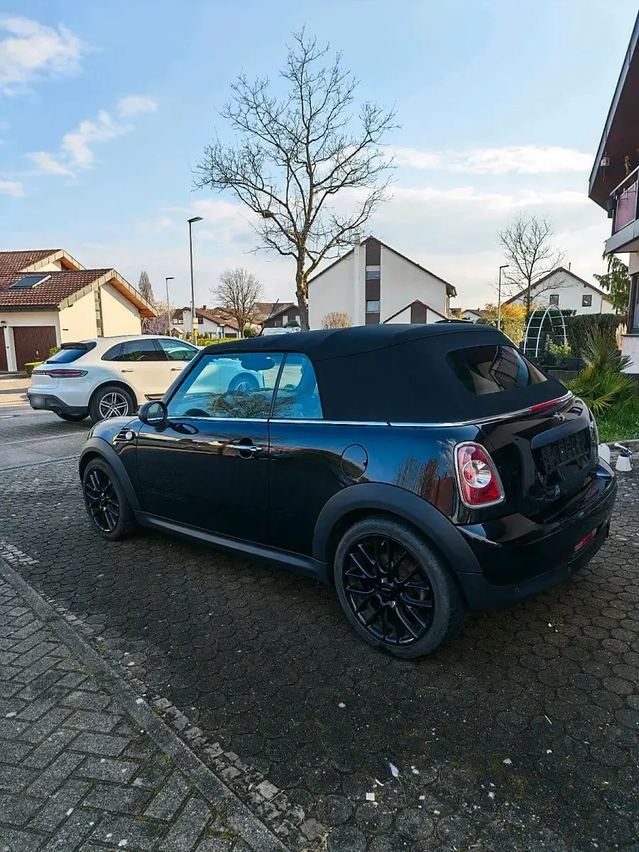 Gebraucht Mini Cooper Cabriolet 97 PS (71 kW) 2015 Schwarz Cabrio