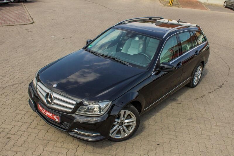 Schwarz Gebraucht 2013 Mercedes C220 Avantgarde Kombi | 7.499 € (Fairer Preis) - Bild 1/4