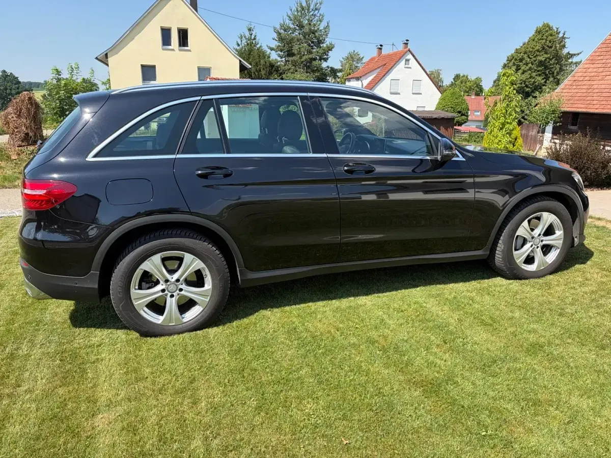 Gebraucht Mercedes GLC220 170 PS (125 kW) 2015 Schwarz SUV