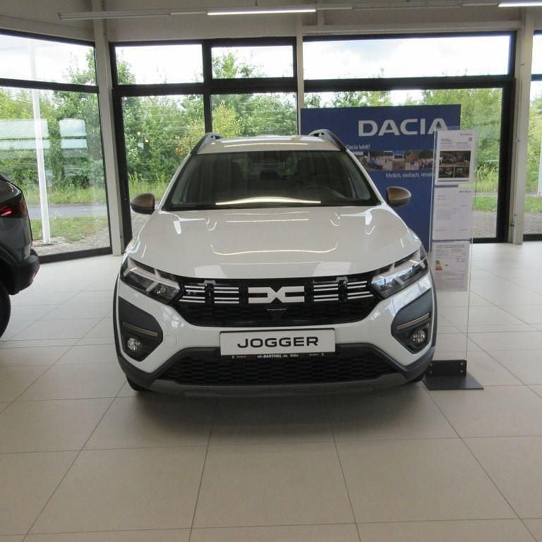 Weiß Neu 2025 Dacia Jogger Extreme Van / Kleinbus | 21.990 € (Fairer Preis) - Bild 1/4