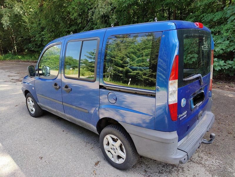 Gebraucht Fiat Doblò 103 PS (75 kW) 2005 Blau Van / Kleinbus