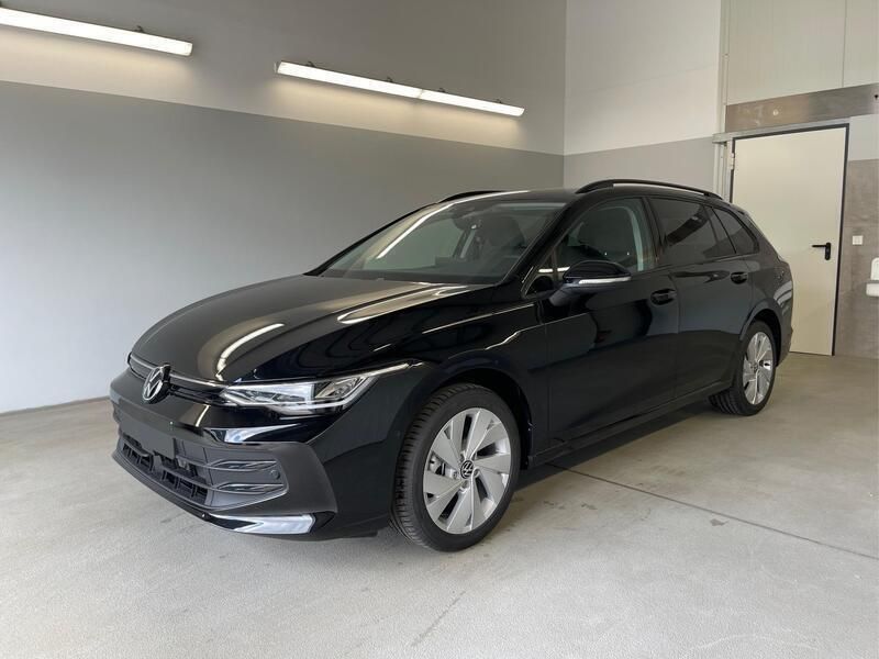 [0e0e] grenadillschwarz metallic Neu 2024 VW Golf VIII Life Kombi | 33.990 € (Fairer Preis) - Bild 1/4