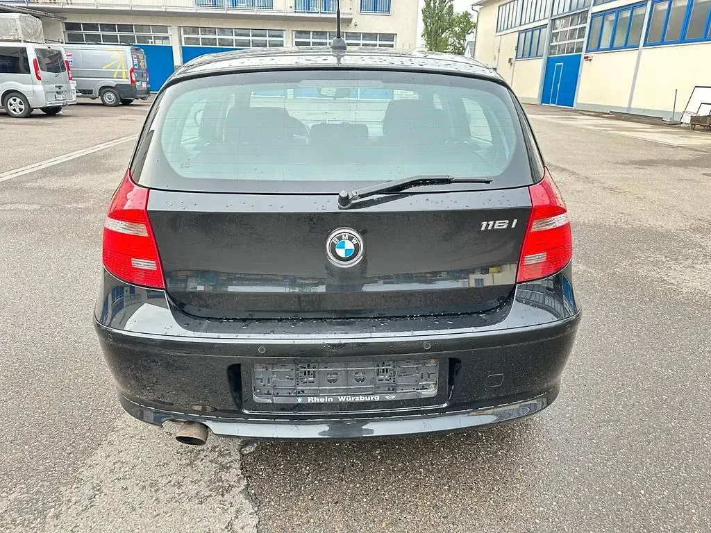 Gebraucht BMW 116 Sport Line 122 PS (89 kW) 2011 Schwarz Kleinwagen