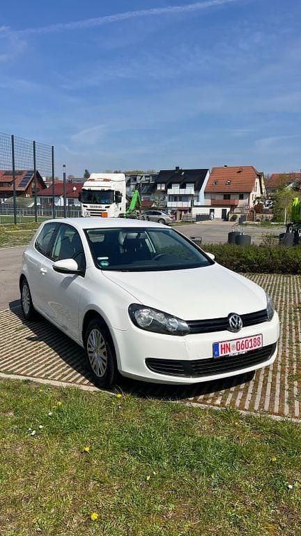 Gebraucht VW Golf VI Trendline 80 PS (58 kW) 2010 Weiß Kleinwagen