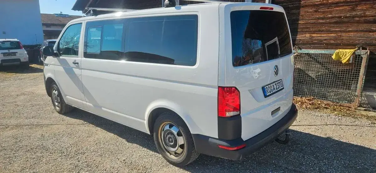Gebraucht VW Transporter 150 PS (110 kW) 2022 Candyweiss Van