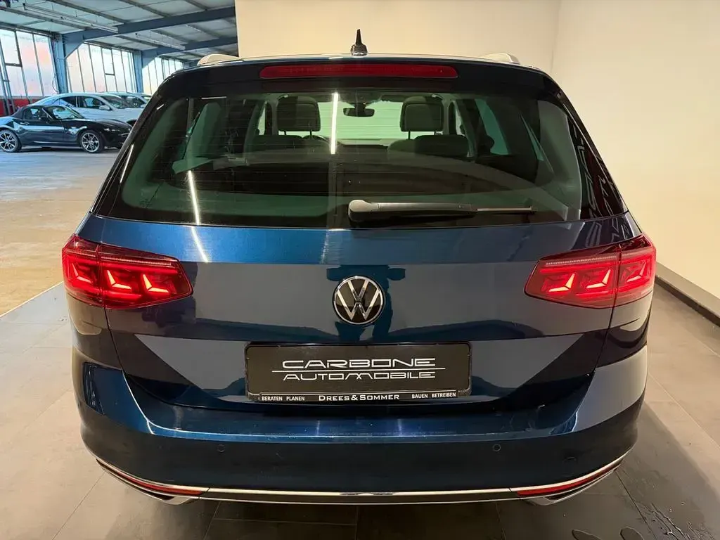 Gebraucht VW Passat GTE 156 PS (114 kW) 2021 Blau Kombi
