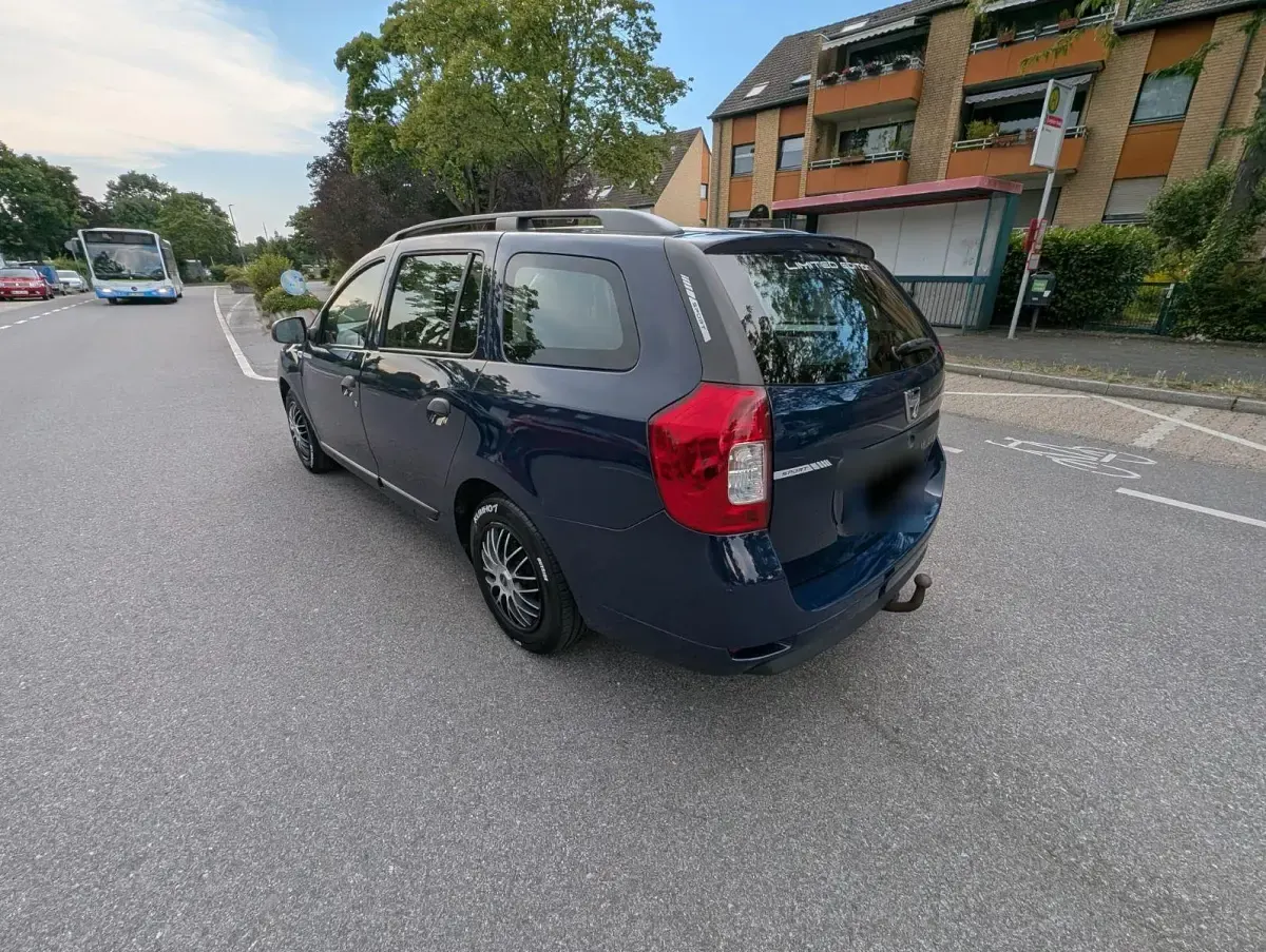 Gebraucht Dacia Logan Essentiel 73 PS (53 kW) 2019 Blau Kombi
