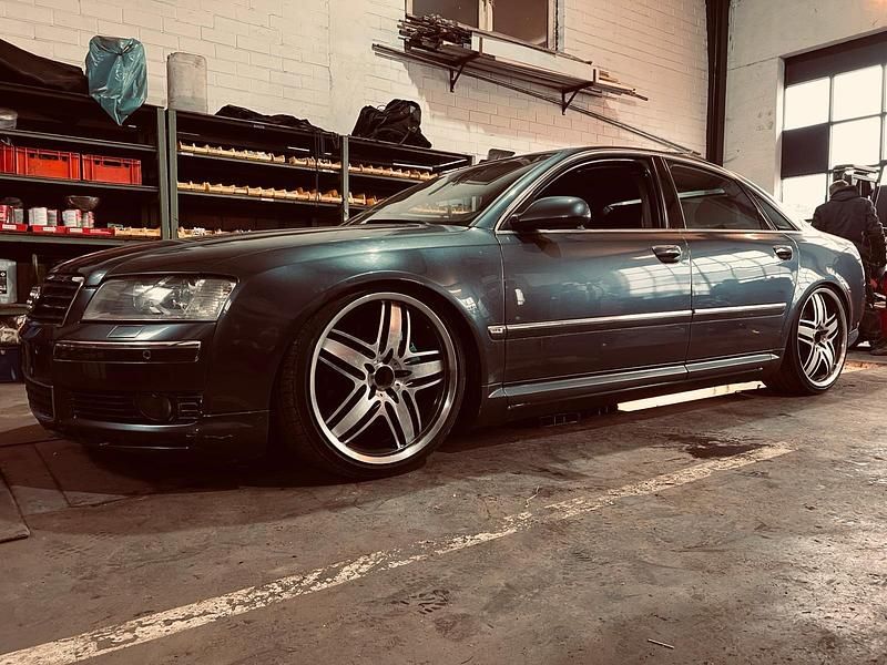 Gebraucht Audi A8 280 PS (205 kW) 2004 Grau Limousine