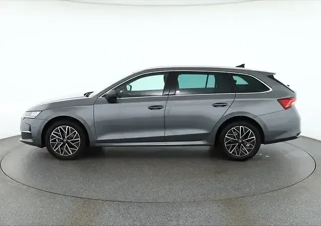 Neu Skoda Octavia 150 PS (110 kW) 2025 Grau Kombi