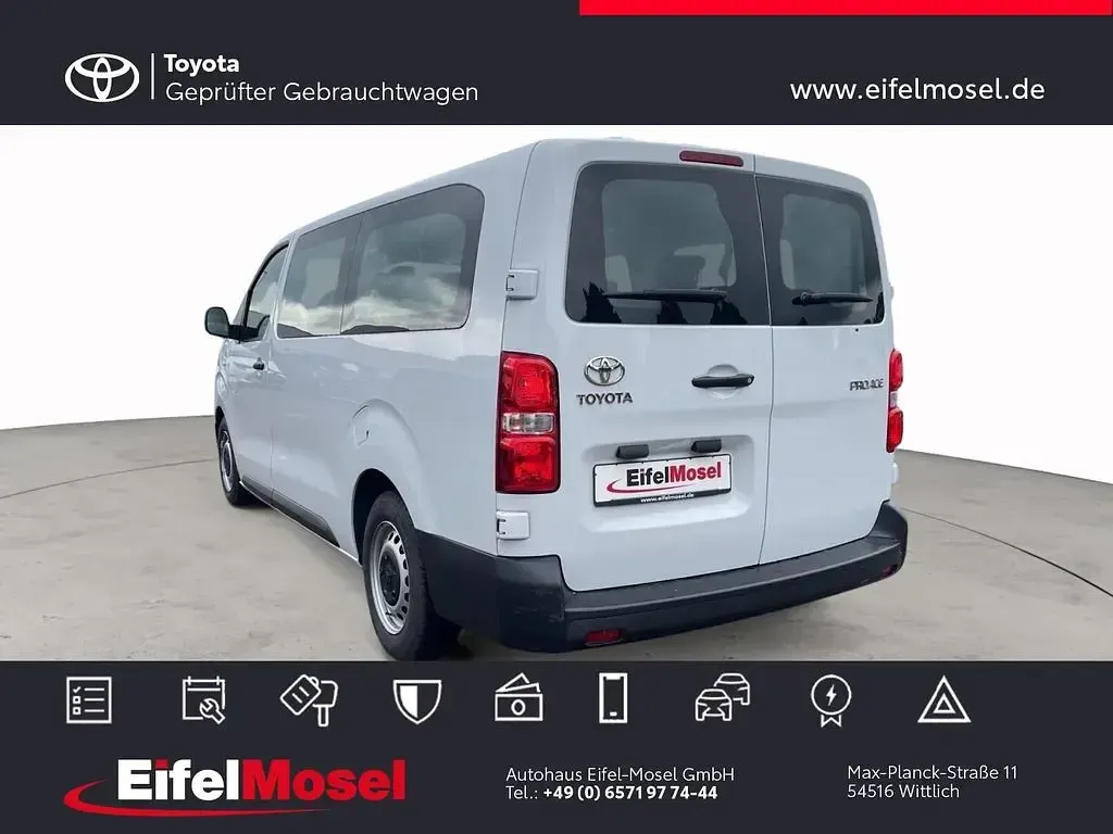 Gebraucht Toyota Proace Verso 144 PS (105 kW) 2022 Weiß Kombi