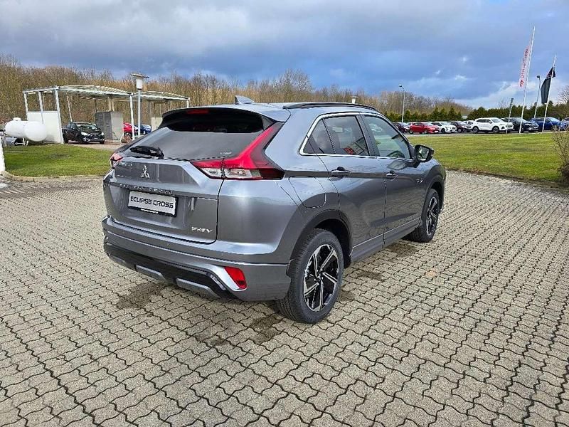 Neu Mitsubishi Eclipse Cross Select 188 PS (138 kW) 2025 Platinumgrau SUV