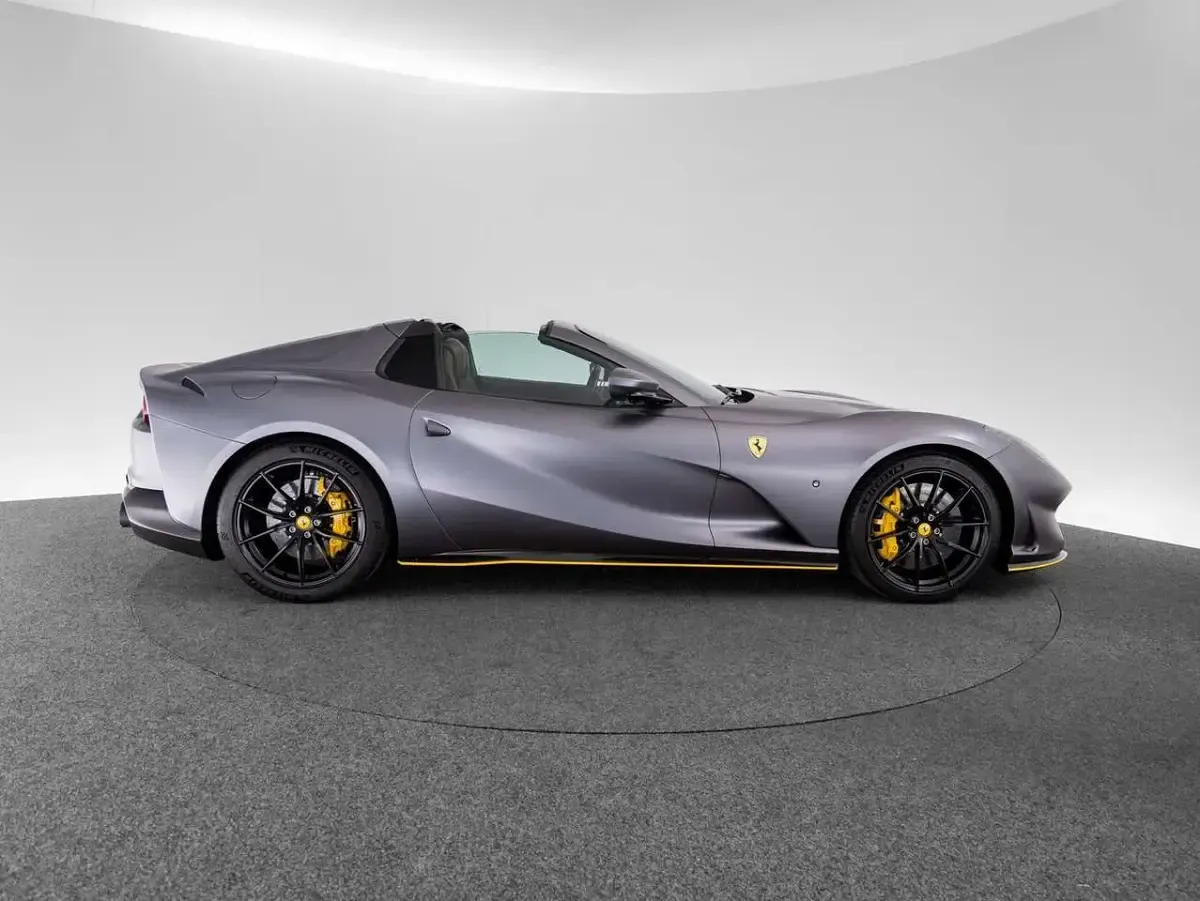 Gebraucht Ferrari 812 799 PS (587 kW) 2020 Grigio gts Cabrio