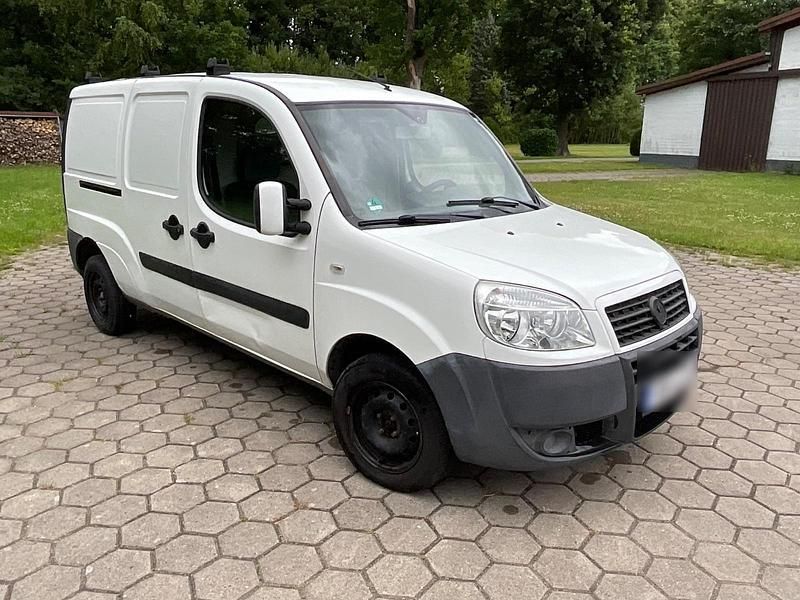 Weiß Gebraucht 2007 Fiat Doblò Van / Kleinbus | 2.990 € (Fairer Preis) - Bild 1/4