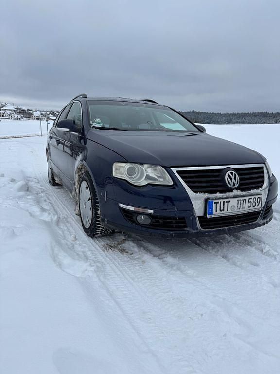 Gebraucht VW Passat Comfortline 170 PS (125 kW) 2010 Blau Kombi