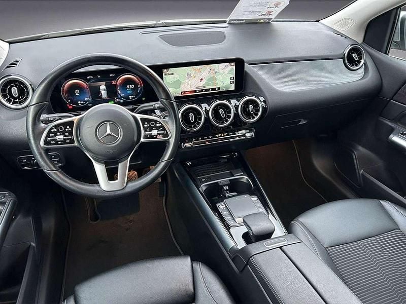 Gebraucht Mercedes E250 160 PS (117 kW) 2021 Iridiumsilber Kombi
