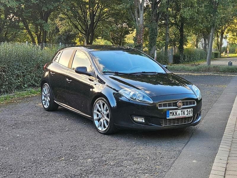Schwarz Gebraucht 2010 Fiat Bravo Kleinwagen | 4.300 € (Fairer Preis) - Bild 1/4