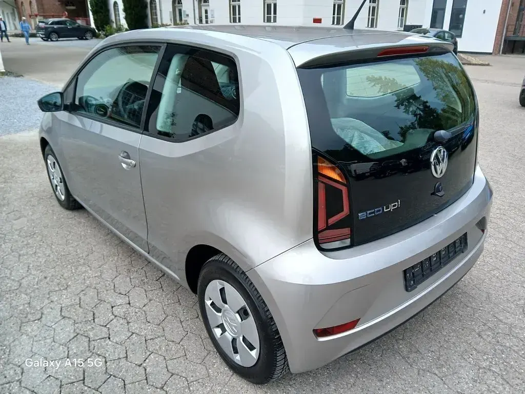Gebraucht VW up! move up! 68 PS (50 kW) 2017 Silber Kleinwagen