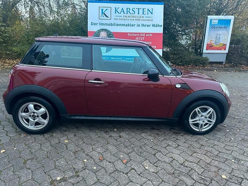 Gebraucht Mini Cooper 75 PS (55 kW) 2009 Rot Kleinwagen