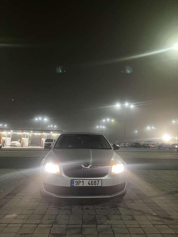 Gebraucht Skoda Octavia Active 90 PS (66 kW) 2016 Kleinwagen