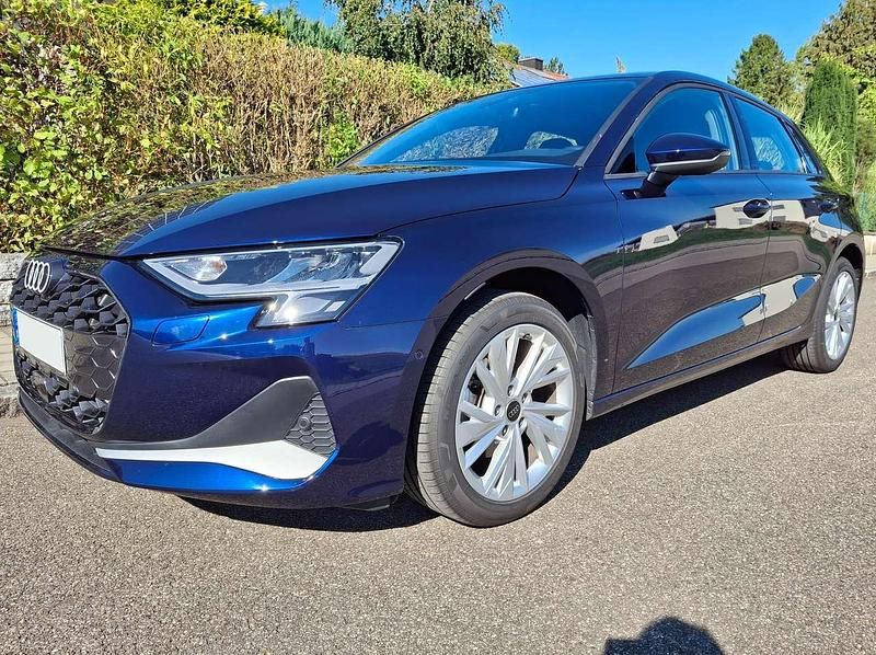 Gebraucht Audi A3 Advanced 150 PS (110 kW) 2024 Blau Kombi