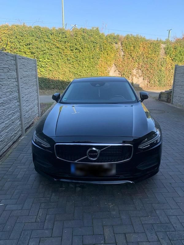 Second-hand Volvo S90 190 CP (139 kW) 2018 Negru Berlinǎ