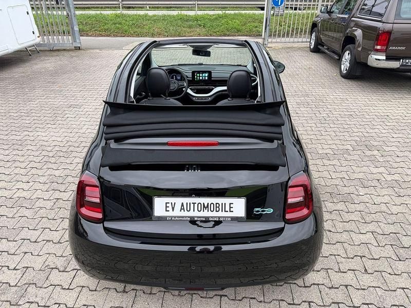 Gebraucht Fiat 500e Passion 86 kW (118 PS) 2021 Schwarz Cabrio