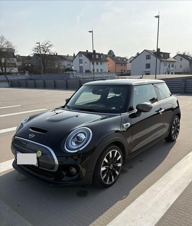 Gebraucht Mini Cooper SE 135 kW (184 PS) 2020 Schwarz Kleinwagen