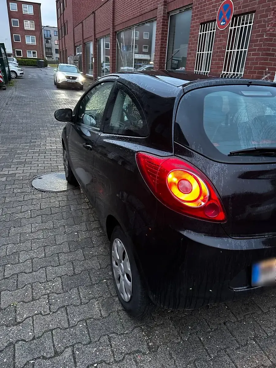 Gebraucht Ford Ka 69 PS (50 kW) 2009 Schwarz Kleinwagen