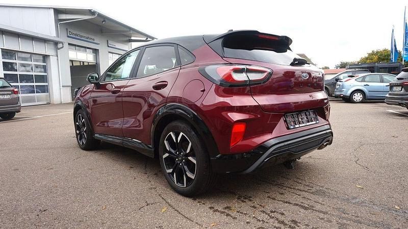 Gebraucht Ford Puma 125 PS (91 kW) 2023 Rot SUV