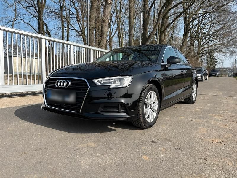 Gebraucht Audi A3 115 PS (84 kW) 2017 Schwarz Limousine