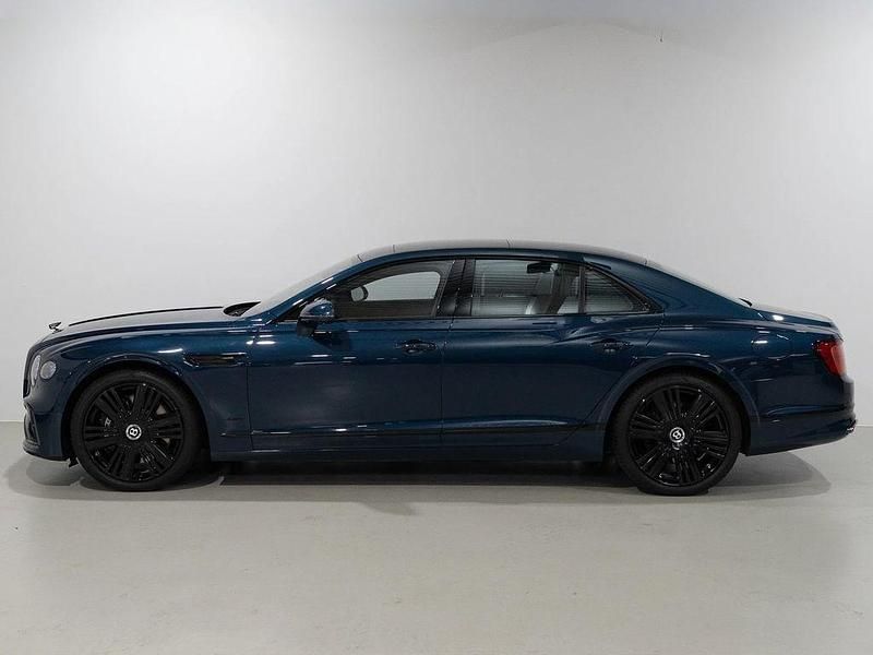 Gebraucht Bentley Flying Spur 680 PS (500 kW) 2025 Blau Limousine