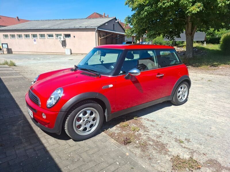 Rot Gebraucht 2003 Mini ONE Kleinwagen | 3.500 € (Fairer Preis) - Bild 1/4