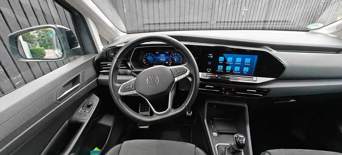 Gebraucht VW Caddy Style 114 PS (83 kW) 2022 Grau Van / Kleinbus