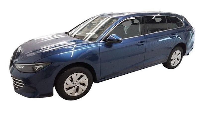Gebraucht VW Passat 150 PS (110 kW) 2025 Reef blue metallic Kombi
