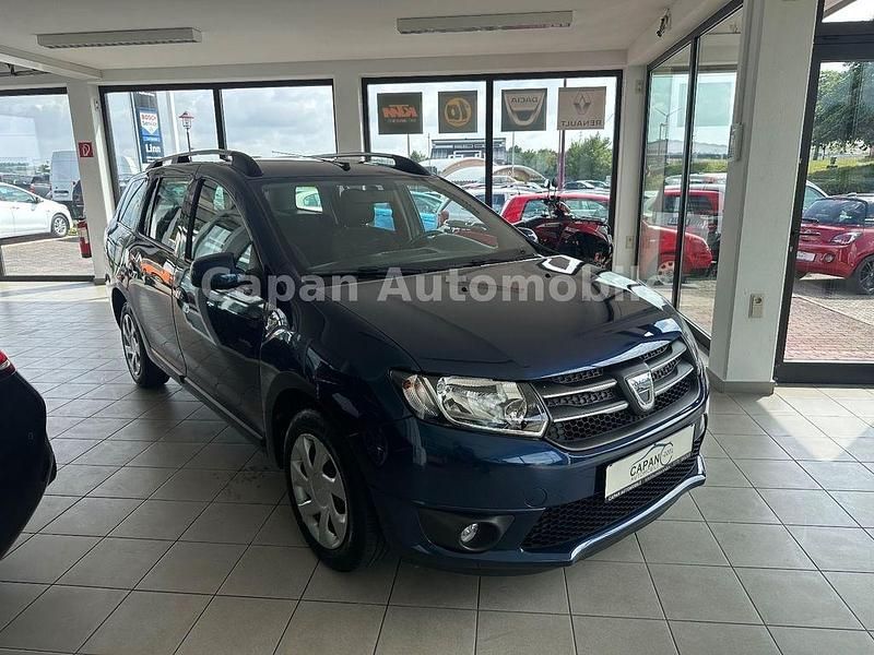 Blau Gebraucht 2016 Dacia Logan MCV Lauréate Kombi | 7.700 € (Guter Preis) - Bild 1/4