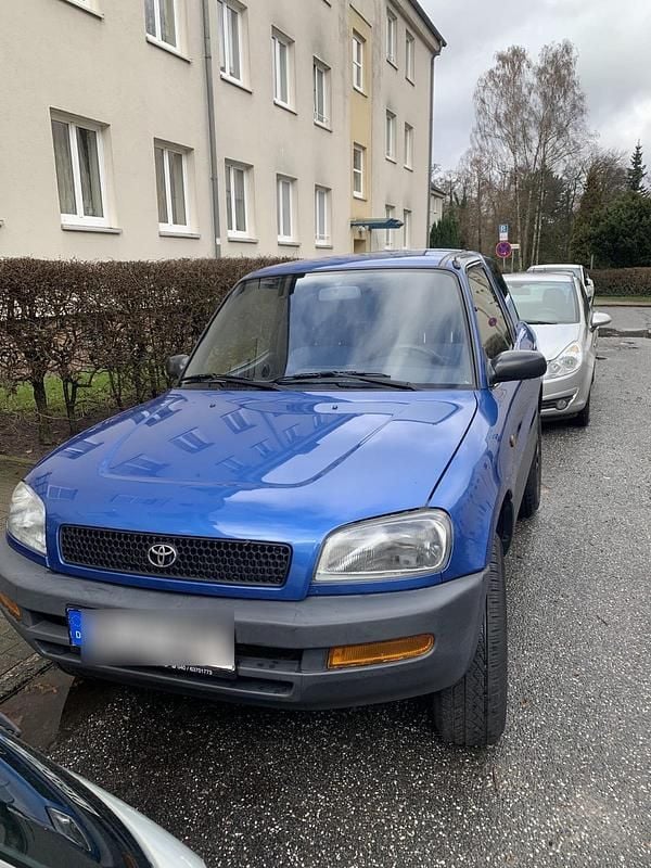 Blau Gebraucht 1995 Toyota Yaris SUV | 2.200 € - Bild 1/4