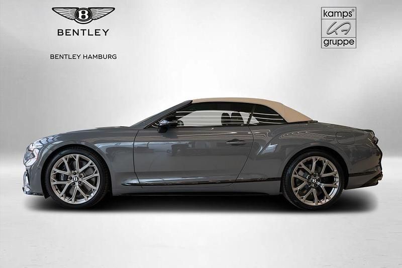 Neu Bentley Continental 680 PS (500 kW) 2026 Grau Cabrio