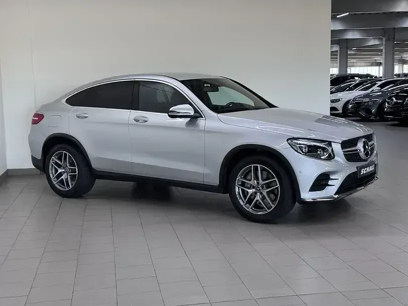 Gebraucht Mercedes GLC250 AMG 211 PS (155 kW) 2019 Iridiumsilber SUV