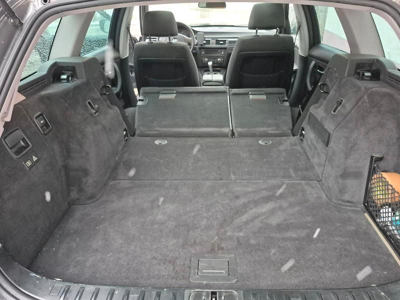 Gebraucht BMW 320 170 PS (125 kW) 2012 Silber Kombi