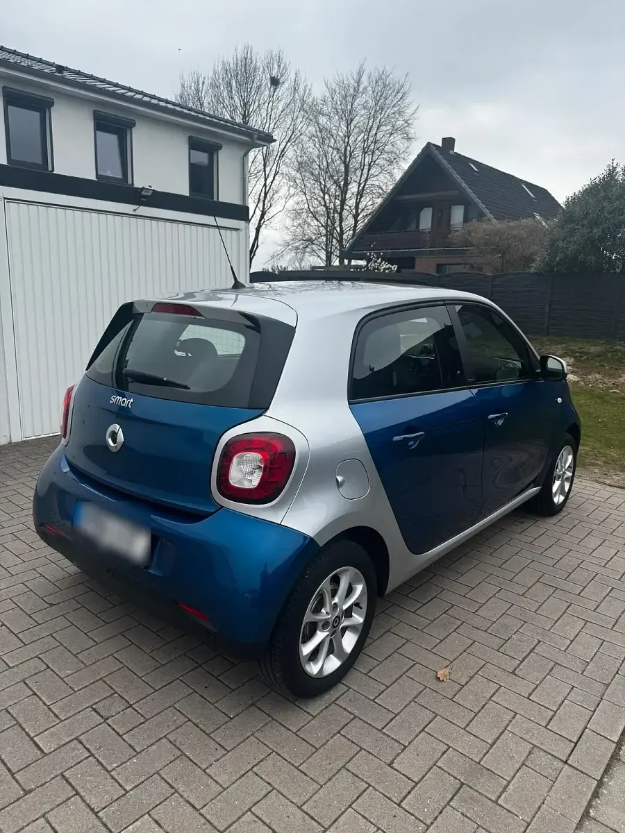 Gebraucht Smart ForFour 90 PS (66 kW) 2018 Blau Kleinwagen