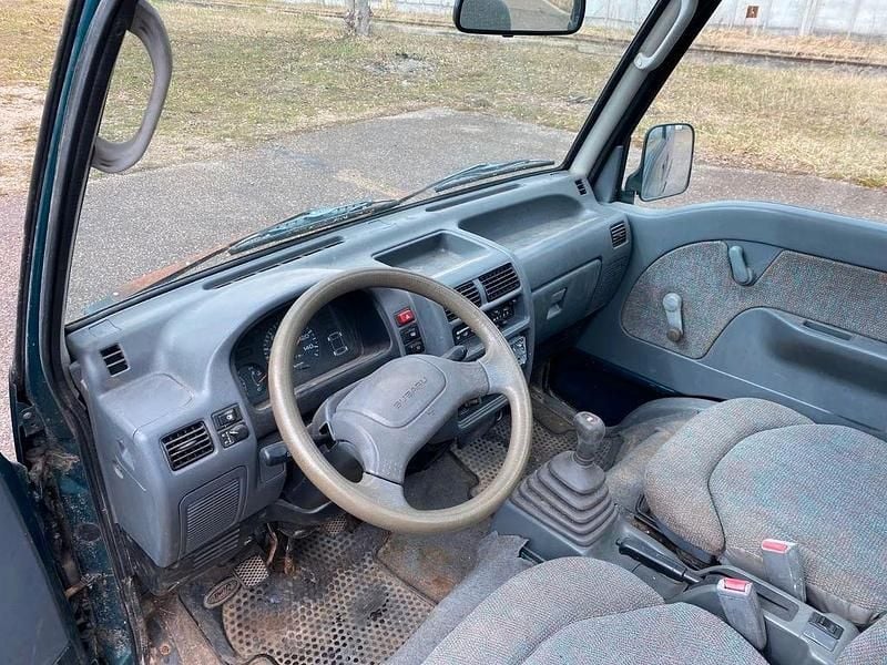 Second-hand Subaru Libero 54 CP (39 kW) 1996 Roșu Monovolum