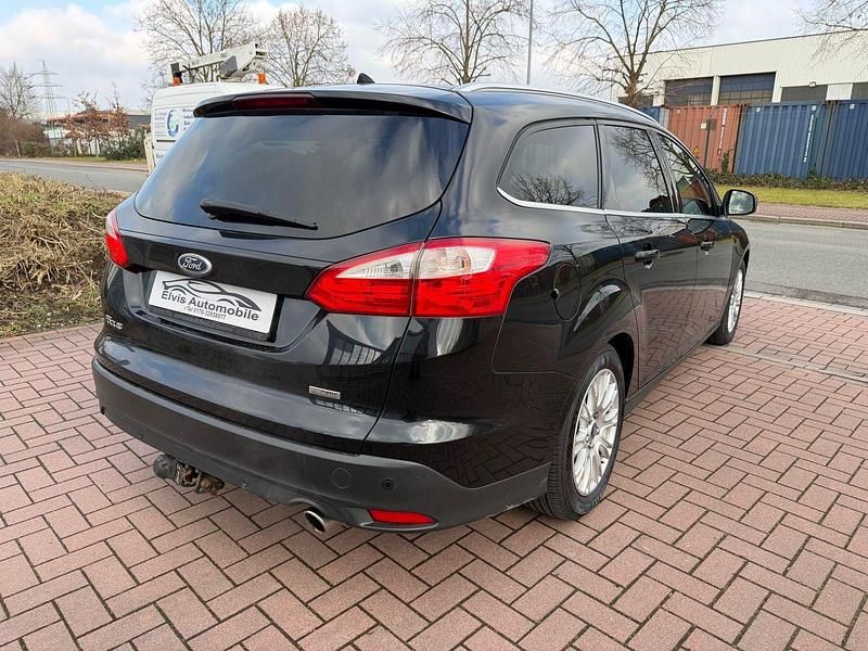 Gebraucht Ford Focus Titanium 150 PS (110 kW) 2012 Schwarz Kombi