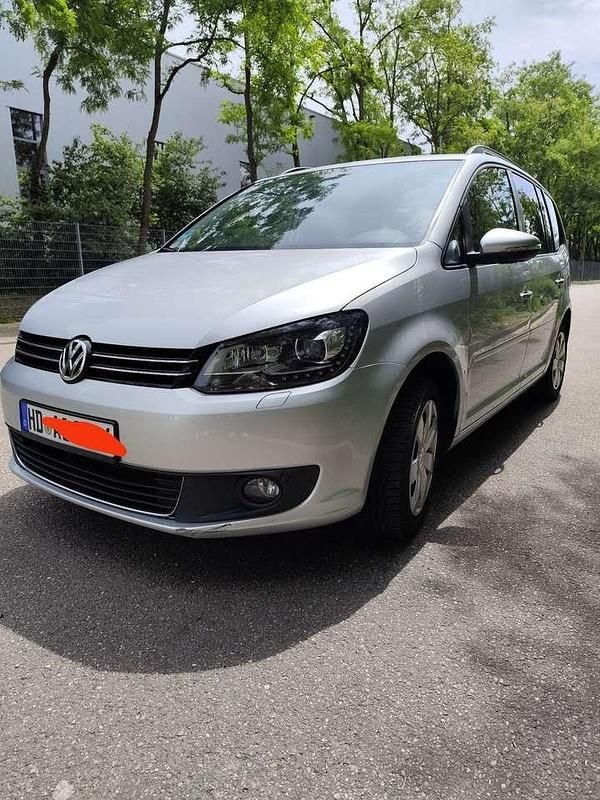 Gebraucht 2013 VW Touran Cup Van / Kleinbus | 5.000 € (Guter Preis) - Bild 1/4