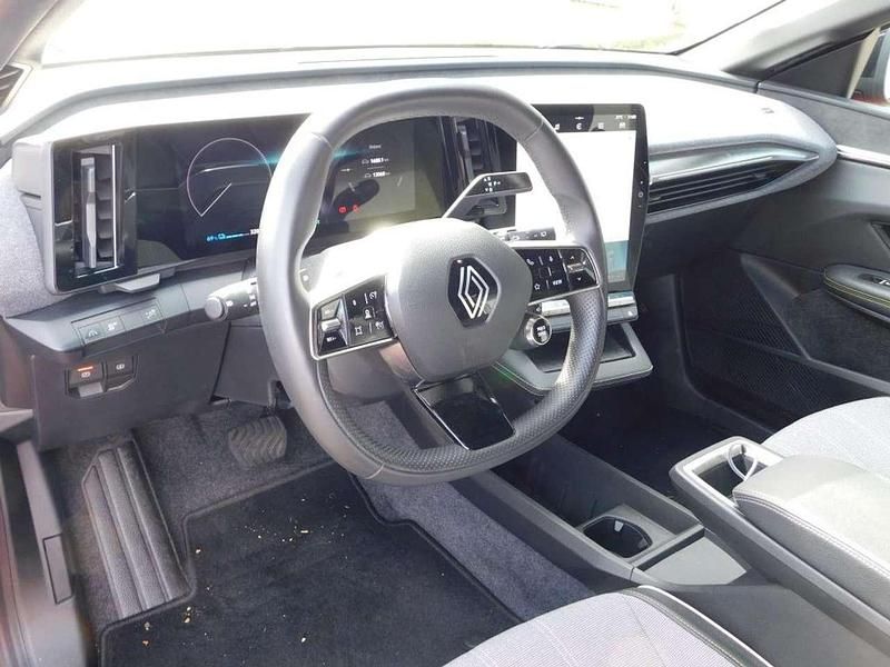 Gebraucht Renault Megane E-Tech Techno 160 kW (218 PS) 2022 Karosserie nnp + dach gne Limousine