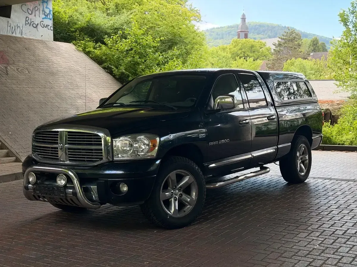 Gebraucht Dodge Ram 349 PS (256 kW) 2008 Schwarz Pickup