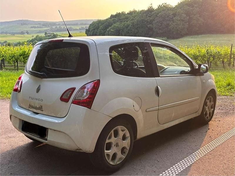 Gebraucht 2014 Renault Twingo Liberty Kleinwagen | 3.100 € (Etwas zu teuer) - Bild 1/4